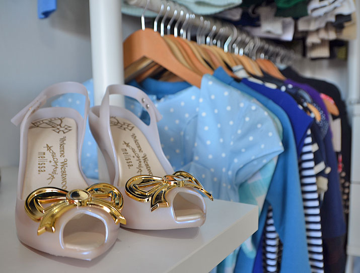 How to clean out your closet